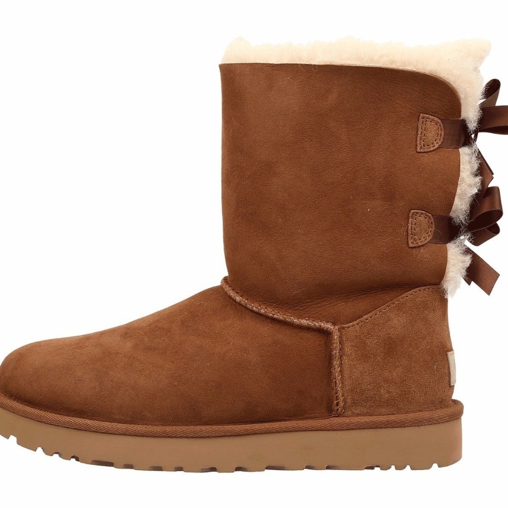 Ugg Women's Bailey Bow II Ankle-High Suede Boot 8M - Picture 3 of 4